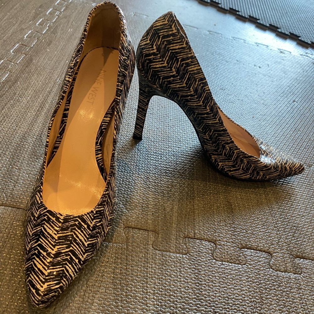 Black and white patterned. Nine West. Size 8.5 stilettos